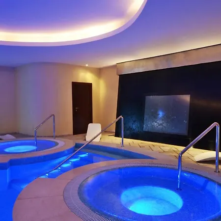 Le Meridien Pyramids Hotel & Spa-2